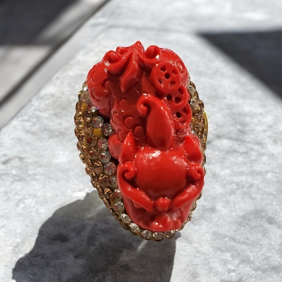 Unique & Special Carved Pixiu  Statement Ring - Picture 3 of 5